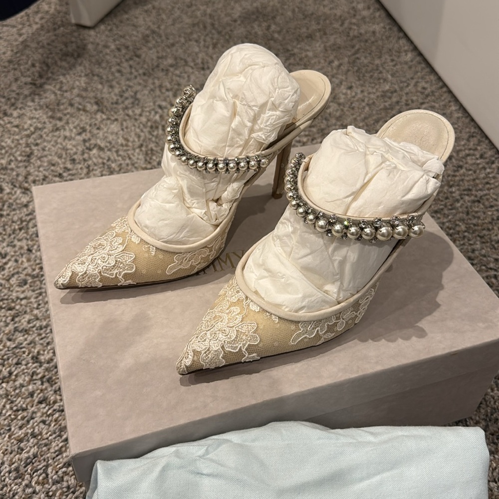 Jimmy Choo Exclusive Lace Heels - Picture 3 of 14